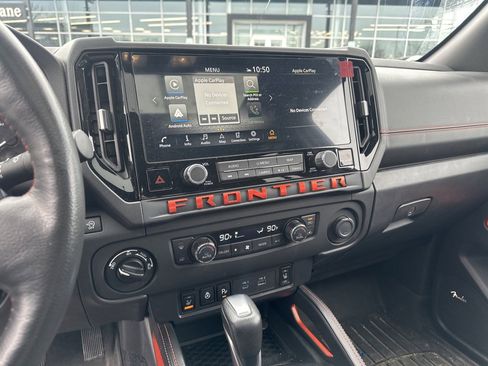Used 2025 Nissan Frontier PRO-4X w/ Pro Premium Package image 14