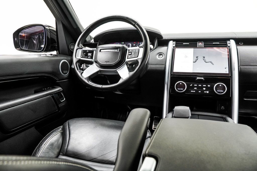 Used 2022 Land Rover Discovery HSE R-Dynamic AWD/4WD image 25
