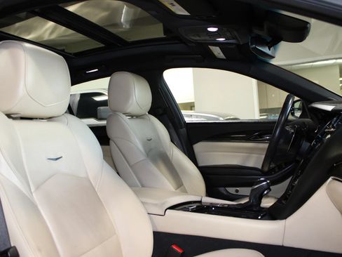 Used 2018 Cadillac CTS Luxury RWD image 33
