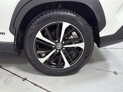 Certified 2024 Toyota Corolla Cross XSE w/ Convenience Package image 23