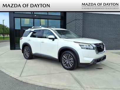 Used 2024 Nissan Pathfinder SL w/ SL Premium Package