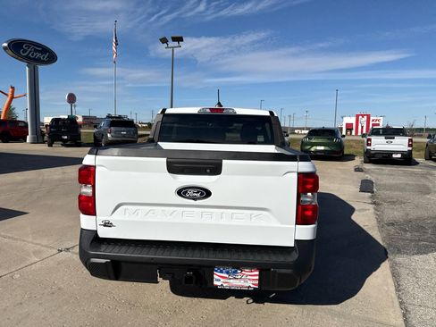 New 2025 Ford Maverick XLT w/ XLT Luxury Package image 7