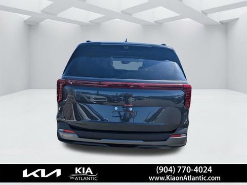 New 2026 Kia Carnival SX Prestige FWD image 4