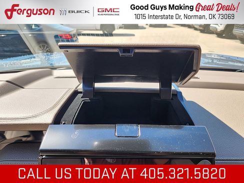 New 2026 GMC Yukon Denali w/ Denali Reserve Package AWD/4WD image 32