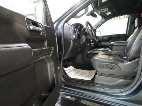 Used 2021 GMC Sierra 1500 AT4 w/ AT4 Preferred Package image 9