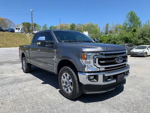 Used 2022 Ford F350 Lariat w/ Chrome Package AWD/4WD image 2