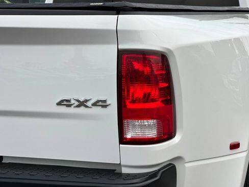 Used 2017 RAM 3500 ST AWD/4WD image 24