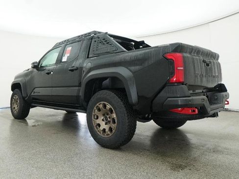 New 2025 Toyota Tacoma Trailhunter image 17