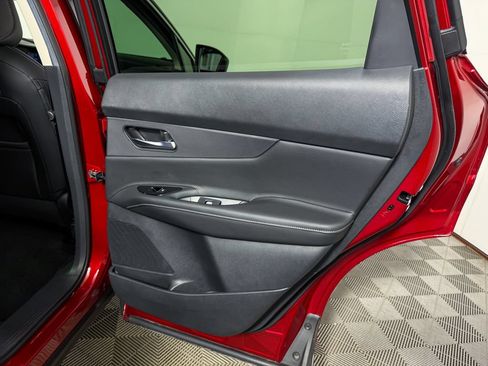 Certified 2025 Nissan Murano SV FWD image 44