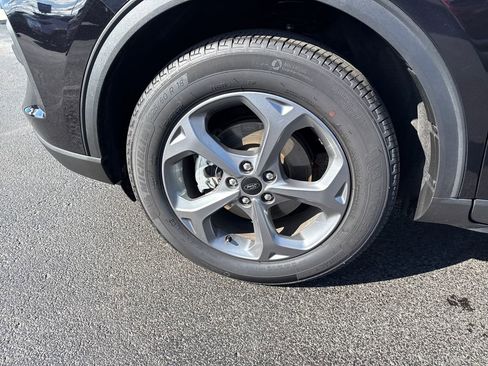 Used 2025 Ford Escape ST-Line image 29