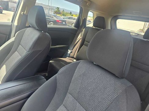 Used 2024 Nissan Rogue SV FWD image 23