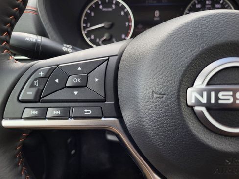 New 2025 Nissan Sentra SR image 15