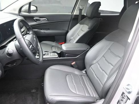 Used 2026 Kia Sportage SX FWD image 18