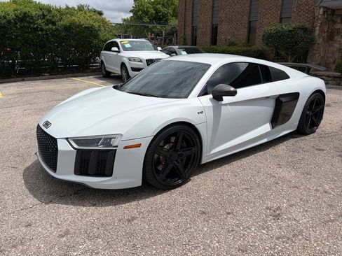 Used 2018 Audi R8 V10 plus AWD/4WD image 1