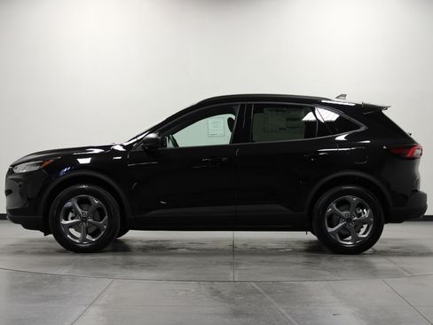 New 2026 Ford Escape ST-Line w/ Cold Weather Package image 7