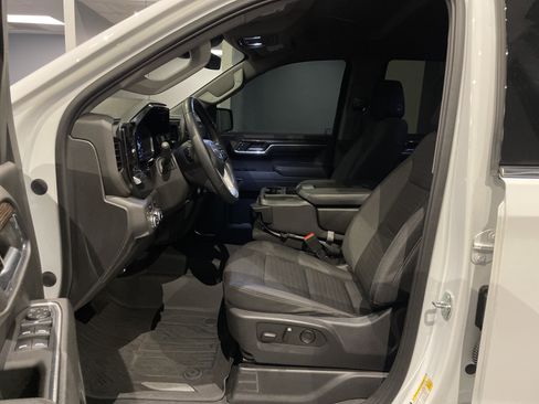 Used 2023 GMC Sierra 1500 SLE AWD/4WD image 18