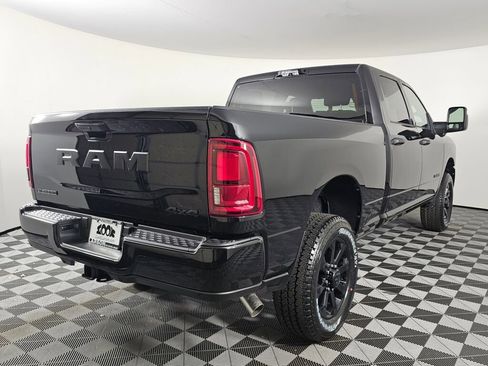 New 2026 RAM 2500 Big Horn AWD/4WD image 4