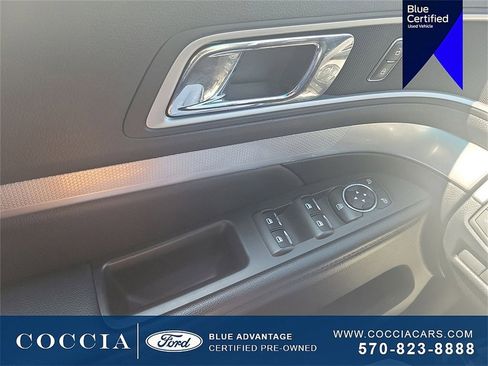 Certified 2016 Ford Explorer XLT w/ Equipment Group 202A image 31