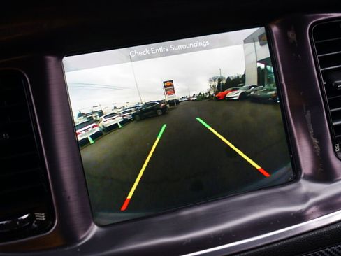 Used 2018 Dodge Charger R/T w/ Blacktop Package image 18