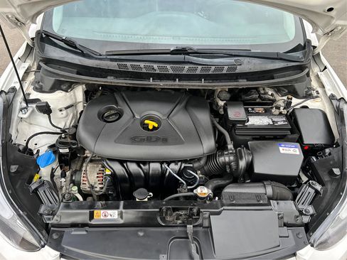 Used 2015 Hyundai Elantra Sport image 21