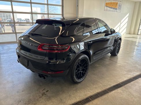 Used 2015 Porsche Macan S image 3