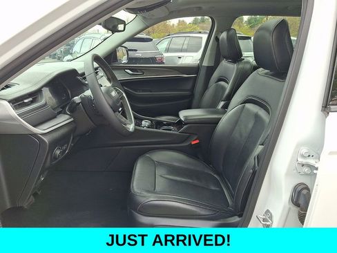 Used 2023 Jeep Grand Cherokee L Limited image 14