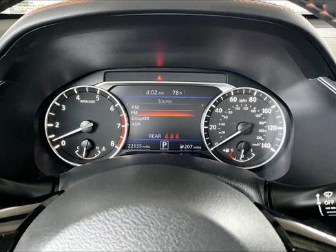 Used 2025 Nissan Altima 2.5 SR image 12