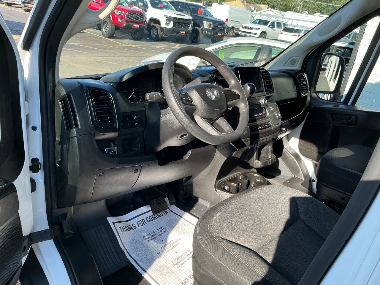 Used 2024 RAM ProMaster 2500 FWD image 9