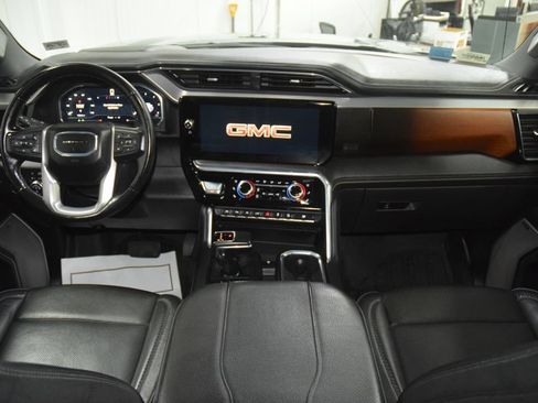 Used 2024 GMC Sierra 1500 Denali w/ Denali Reserve Package AWD/4WD image 32