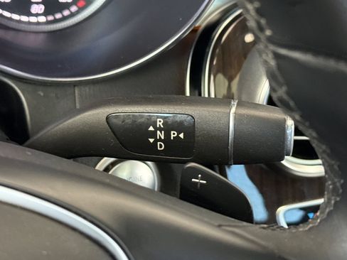 Used 2017 Mercedes-Benz GLC 300 4MATIC image 27