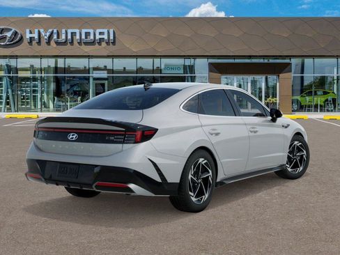 New 2026 Hyundai Sonata SEL FWD image 21