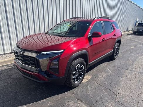 Used 2026 Chevrolet Equinox ACTIV AWD/4WD image 5
