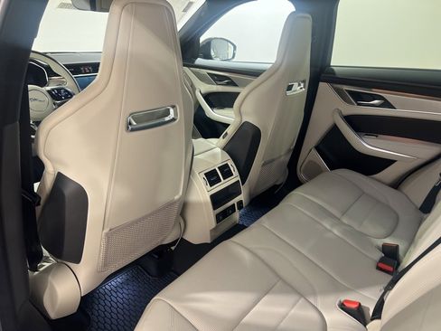 New 2026 Jaguar F-PACE R-Dynamic S image 21