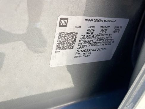 Used 2024 Chevrolet Malibu RS FWD image 30
