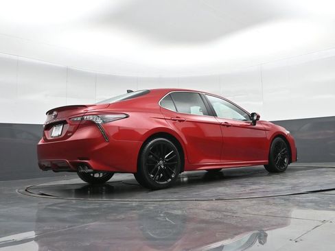 Used 2021 Toyota Camry XSE image 32