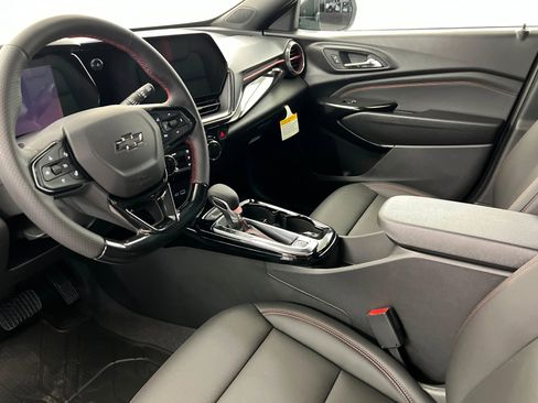 New 2026 Chevrolet Trax RS w/ Sunroof Package FWD image 16