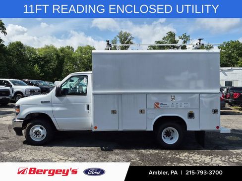 New 2027 Ford E-350 and Econoline 350 Super Duty w/ Power Equipment Group RWD image 8