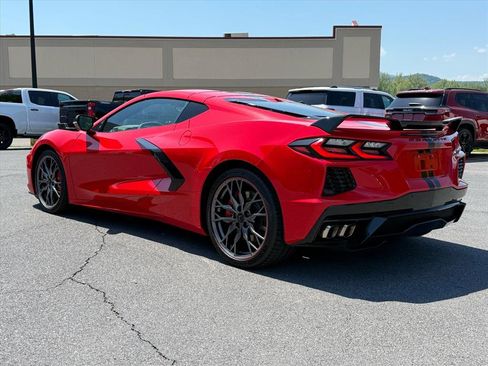 Used 2023 Chevrolet Corvette Stingray Premium Cpe w/ Z51 Performance Package RWD image 3