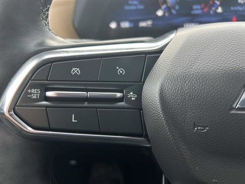 Used 2025 Chevrolet Equinox ACTIV w/ Safety and Technology Package image 25