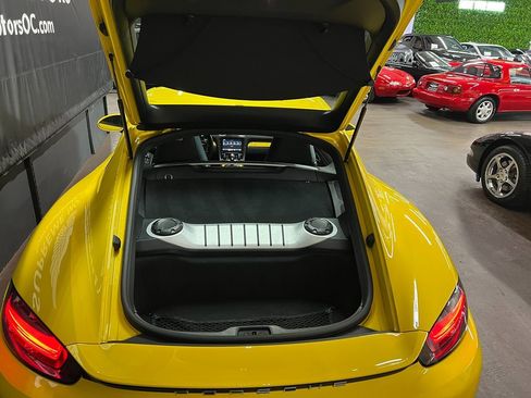 Used 2020 Porsche 718 Cayman S image 12