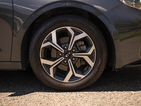 Used 2020 Kia Forte LXS FWD image 22