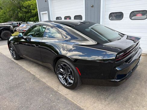 Used 2025 Dodge Charger Daytona R/T w/ Quick Order Package 25M R/T AWD/4WD image 6