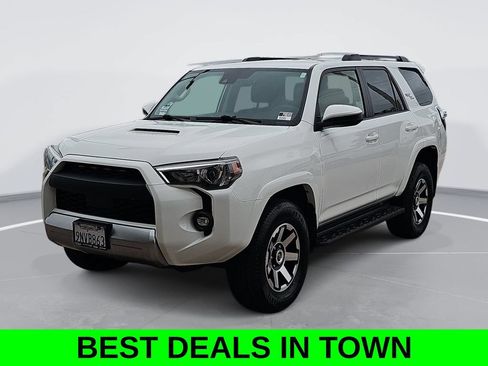 Used 2023 Toyota 4Runner TRD Off-Road AWD/4WD image 7