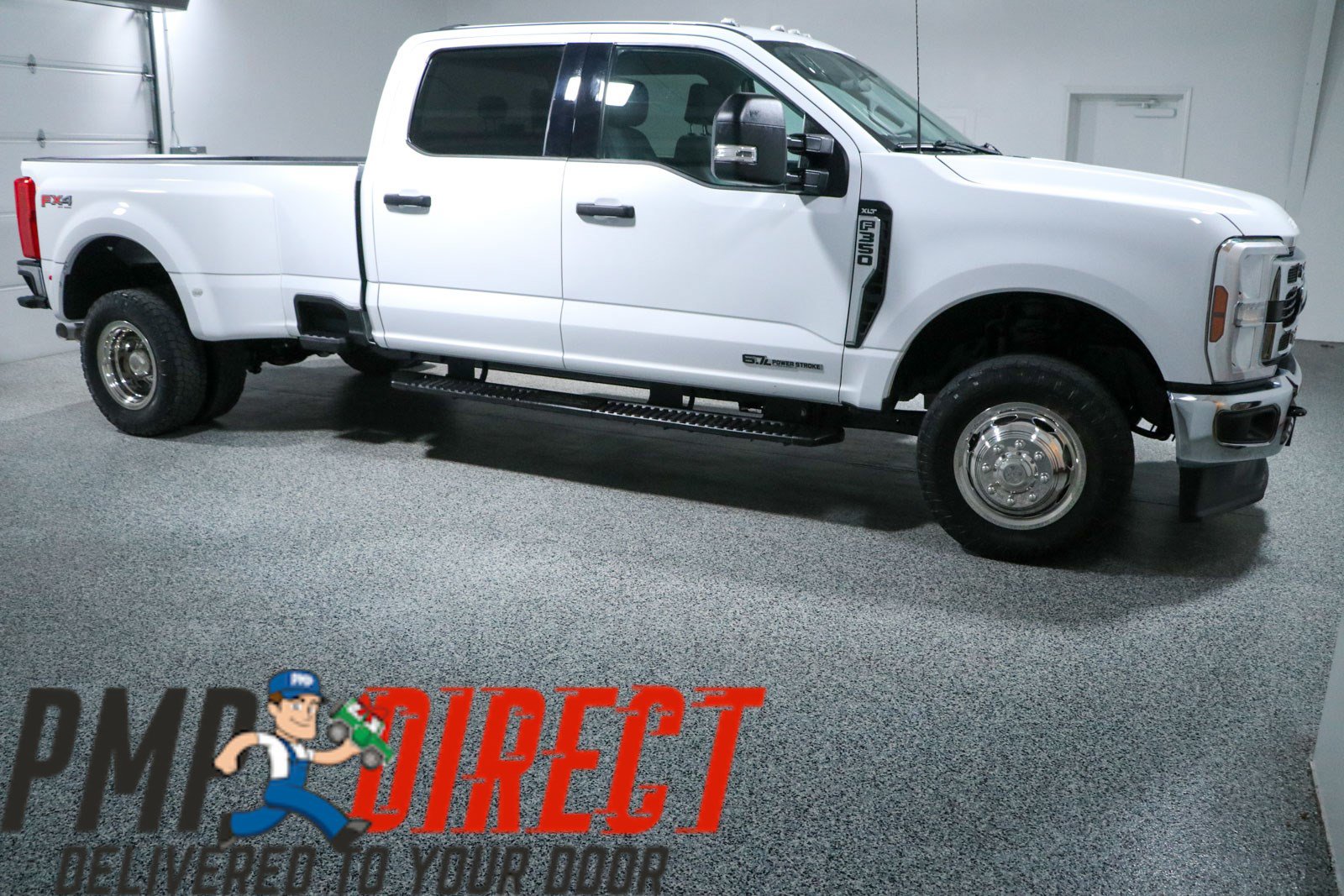 Used 2024 Ford F350 XLT w/ FX4 Off-Road Package AWD/4WD image 6