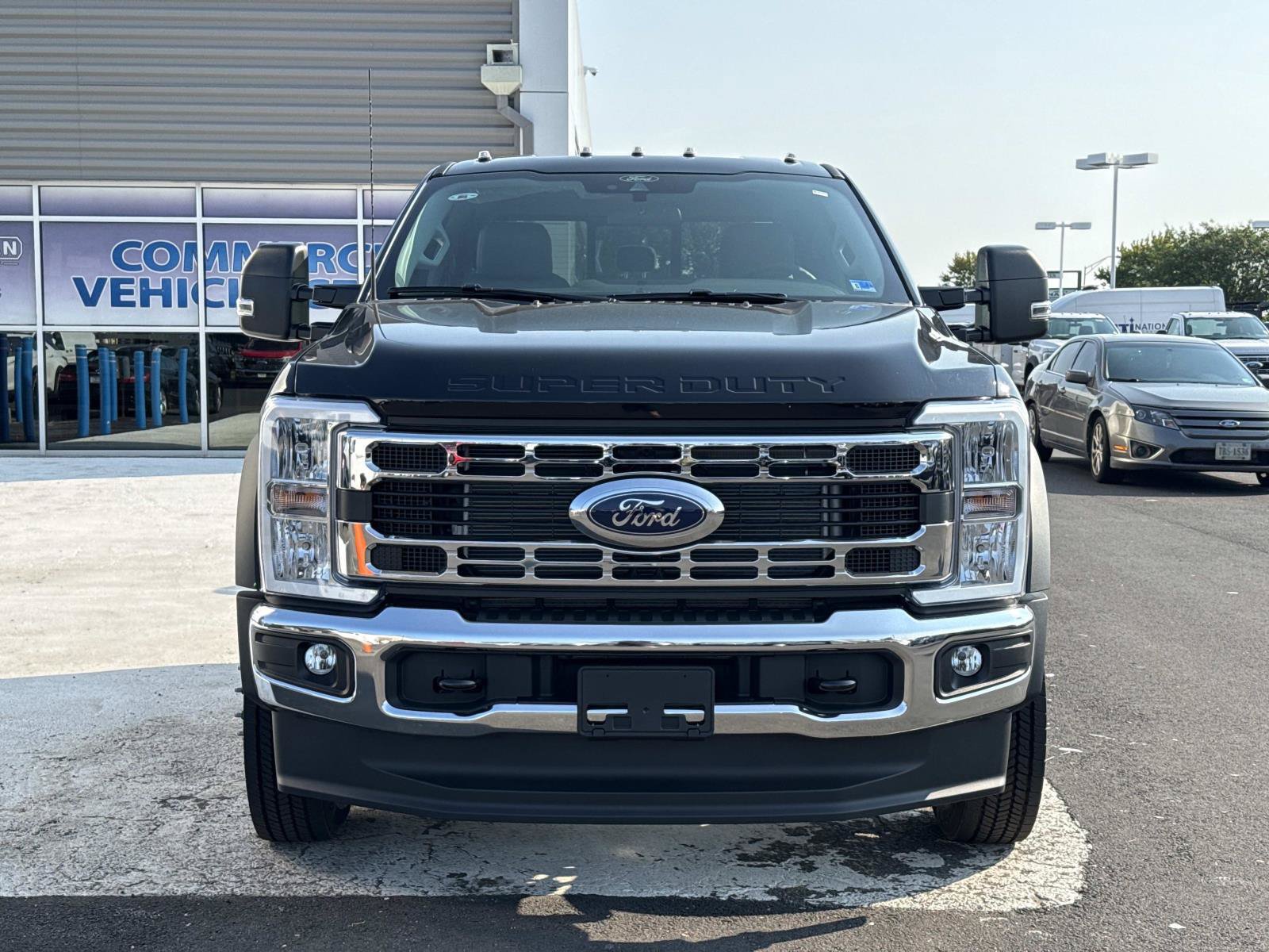 New 2026 Ford F550 4x4 Crew Cab image 8