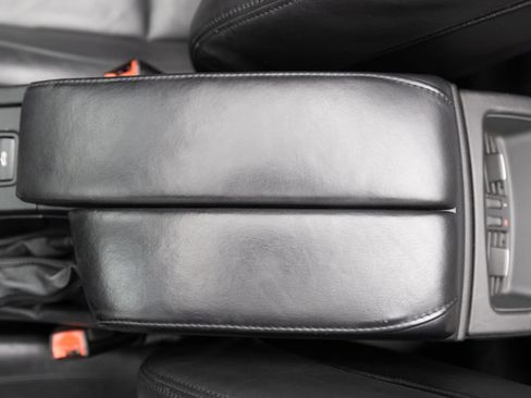 Used 2013 BMW M3 Convertible image 96