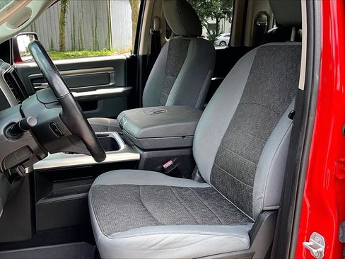 Used 2019 RAM 1500 Warlock RWD image 17