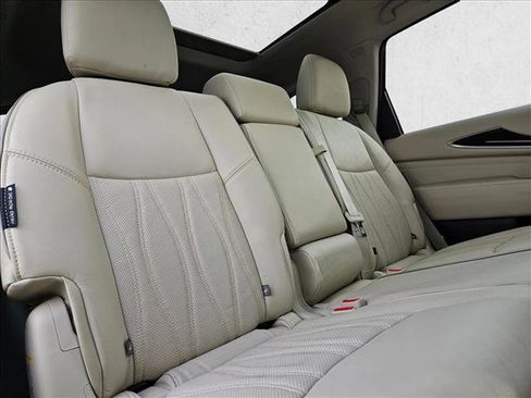 Used 2020 INFINITI QX60 Luxe w/ Sensory Package image 19