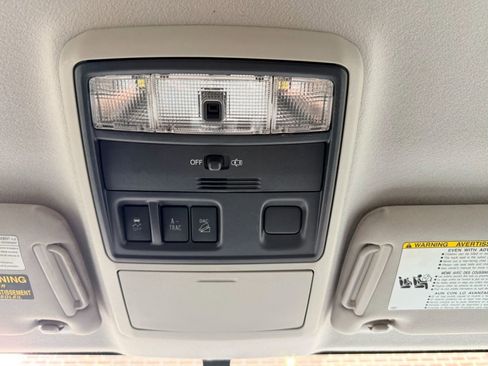 Used 2015 Toyota 4Runner SR5 image 18