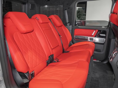 Used 2025 Mercedes-Benz G 63 AMG 4MATIC image 27
